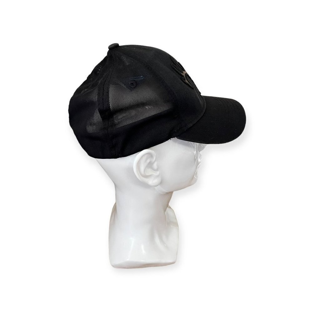 Childs Black And Camo Fitted Embroidered - Picture 2 of 6